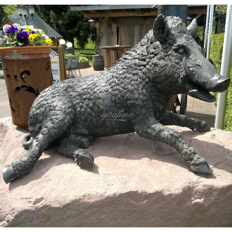 High Quality Outdoor Square Bronze Boar Sculpture for Sale BOKK-385