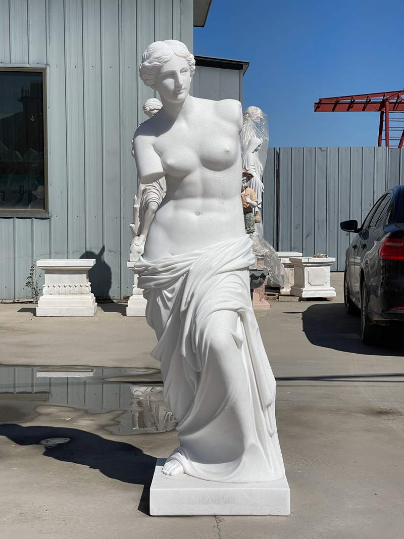 Venus de Milo sculpture