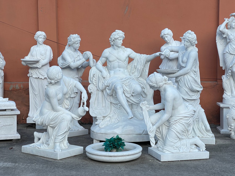 Apollo Bathing Statue