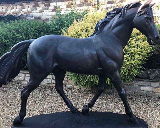 bronze horse statue