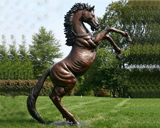 HORSE-STATUE