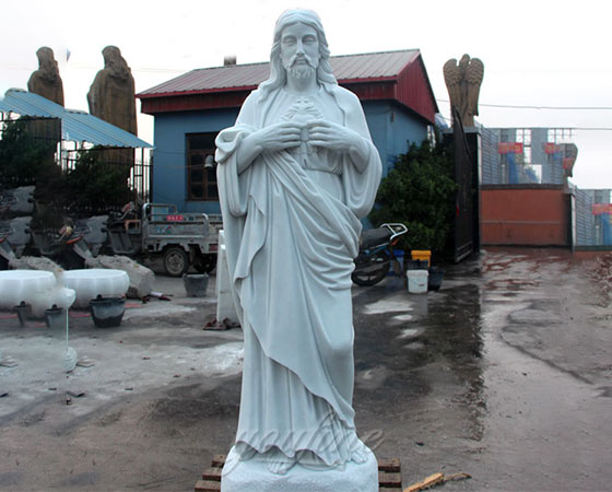 Jesus-statue