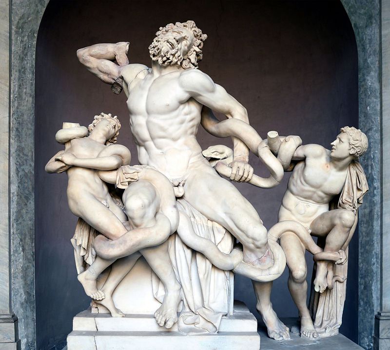 Laocoon and His Sons Sculpture (1)