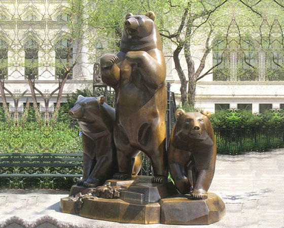 bear-statue