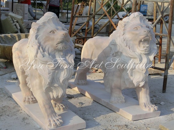 Hand Carved natural marble Roaring lion sculpture