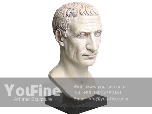 julius_caesar_bust_on_marble_base_vatican_museum1