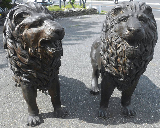 lion-statue
