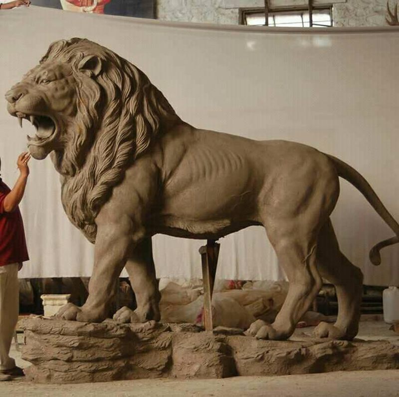 marble lion statue (8)