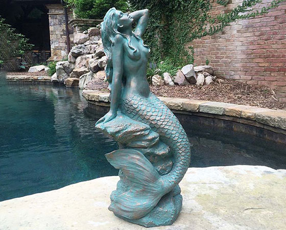 mermaid-statue