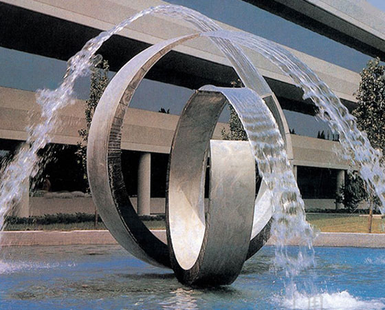 metal-fountain