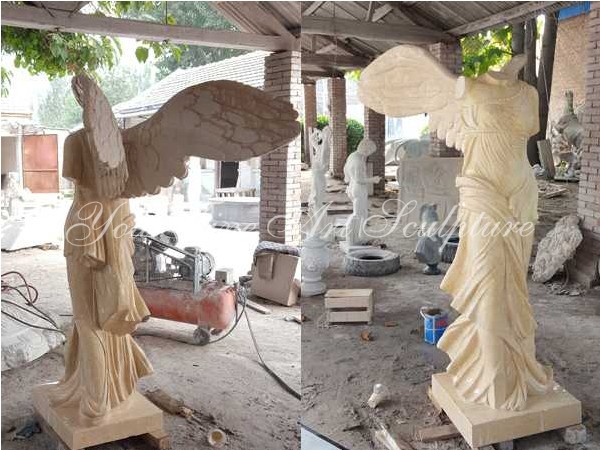 Winged Victory of Samothrace statue