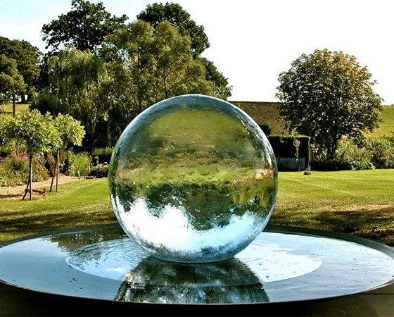 Acrylic-Sphere-Water-Fountain1