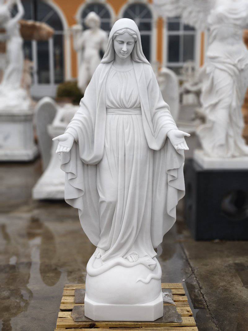 blessed mary statue