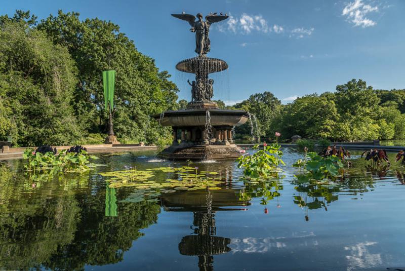 bronze figure fountain (4)