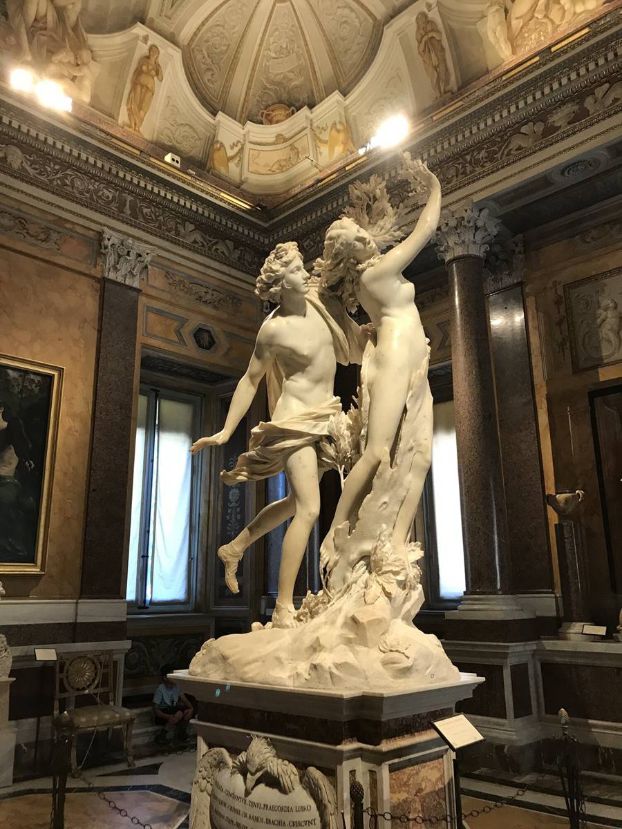 Apollo and Daphne statue (5)