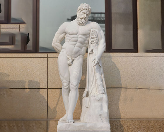 Farnese Hercules statue (1)