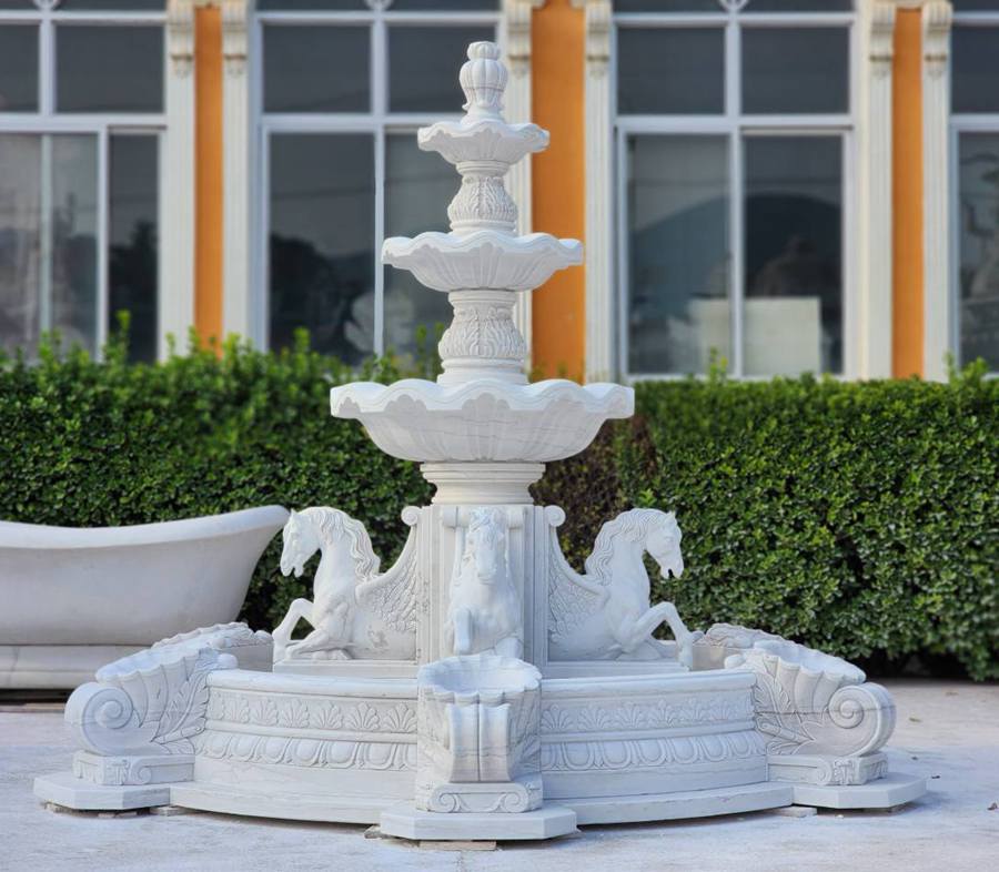 marble horse fountain