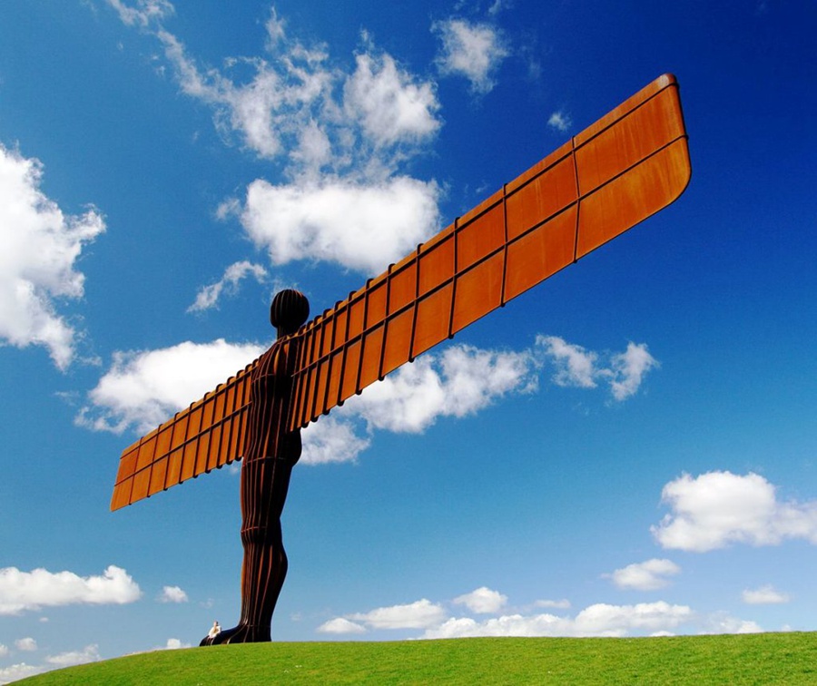 Angel of the North sculpture (2)
