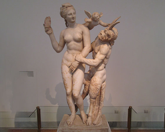 Venus cupid and pan statue (3)