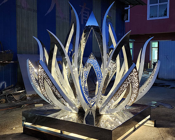metal lotus sculpture (6)