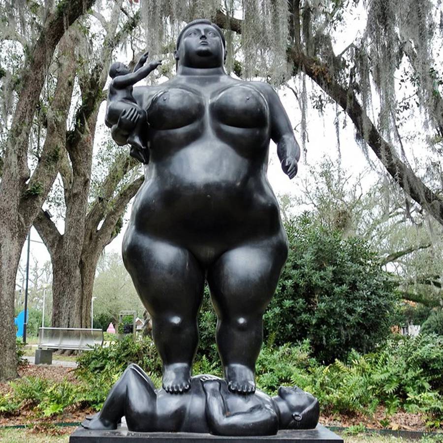 bronze fat woman statue (7)