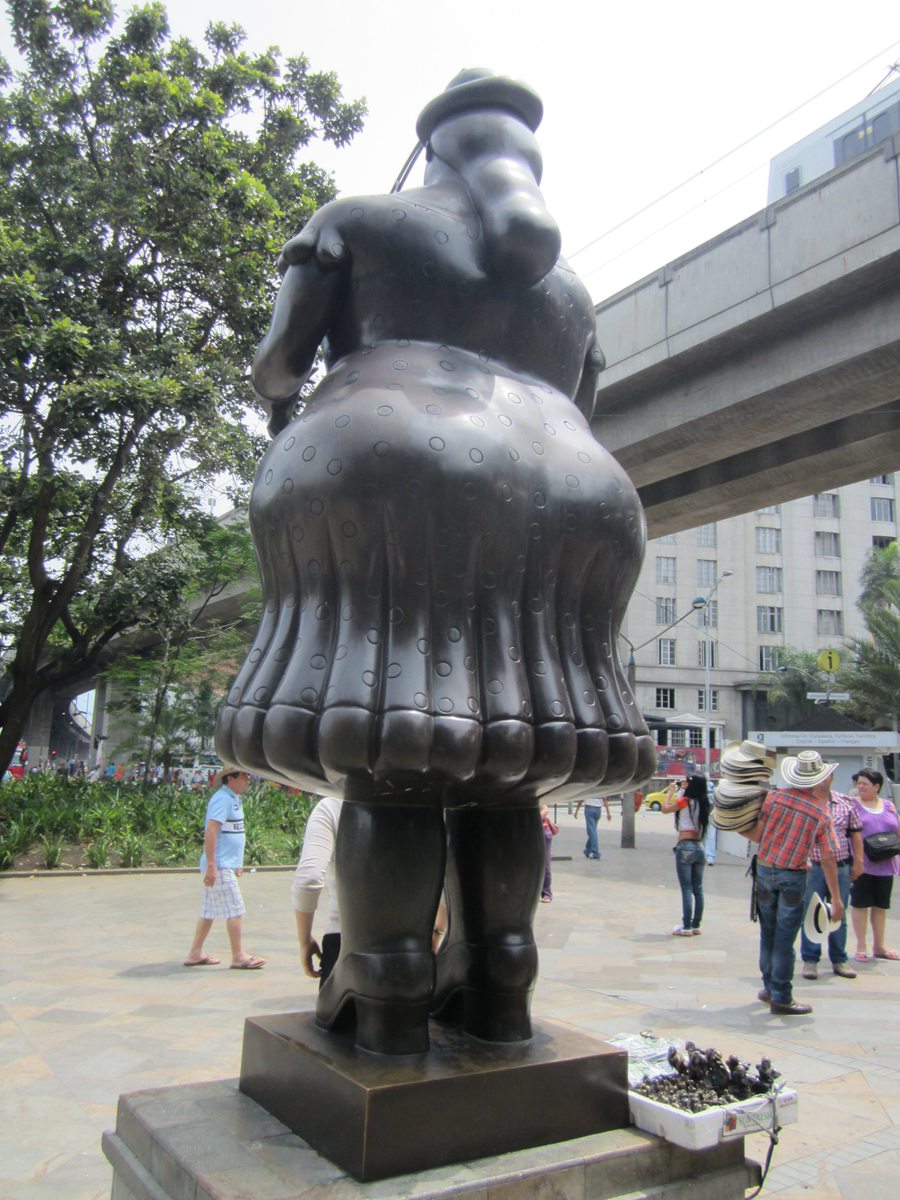 bronze woman sculpture (1)