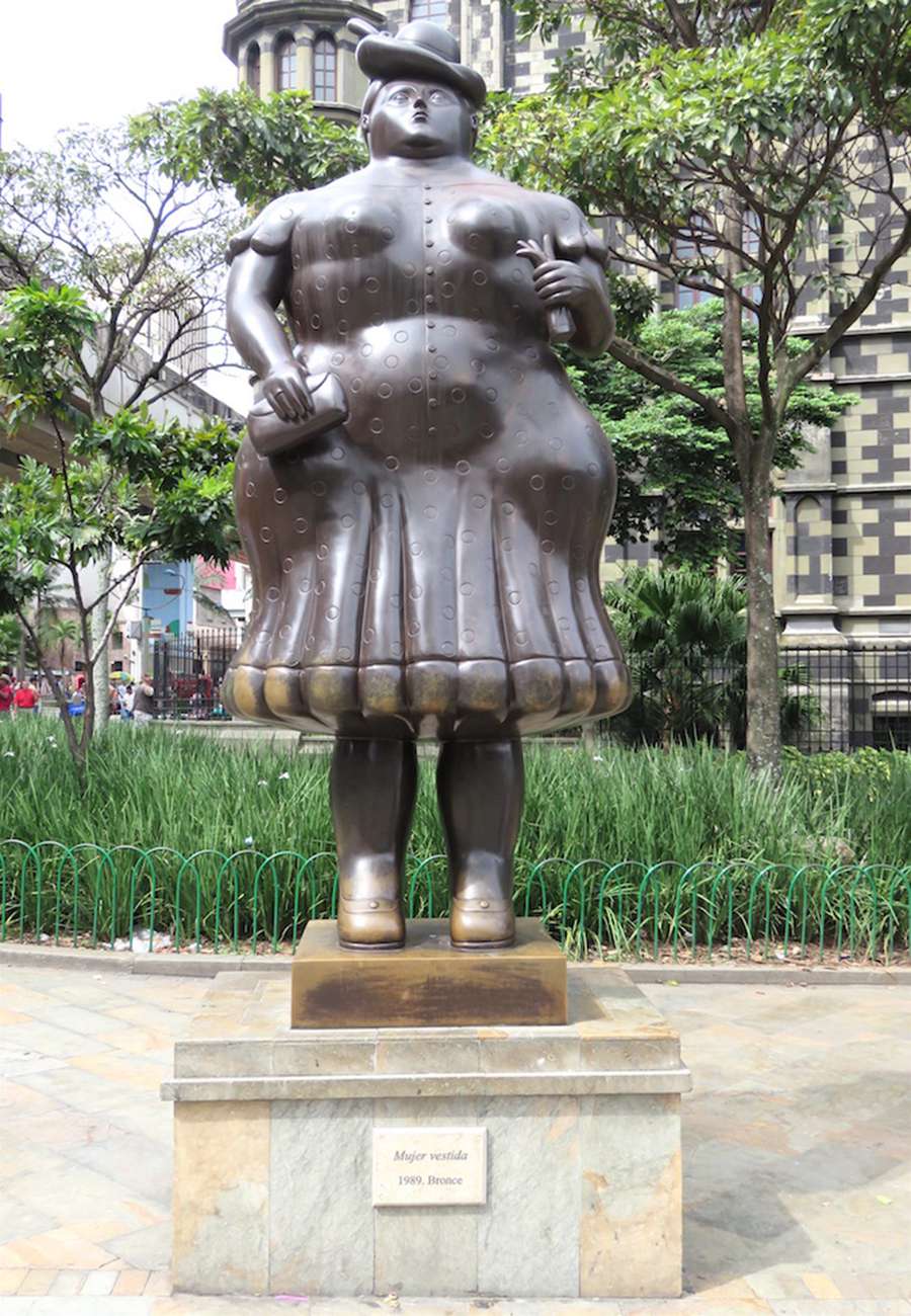 bronze woman sculpture (3)
