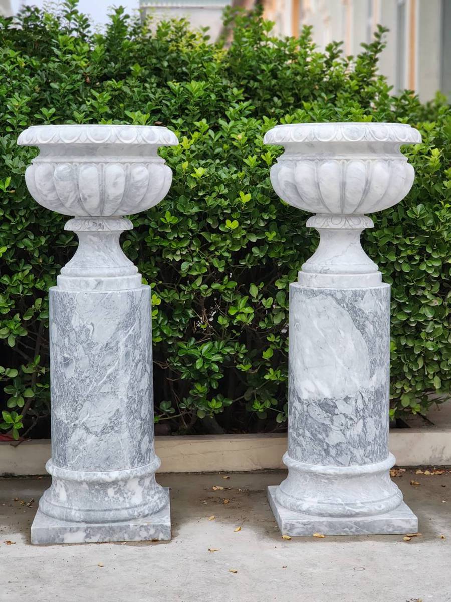 large marble planter (2)