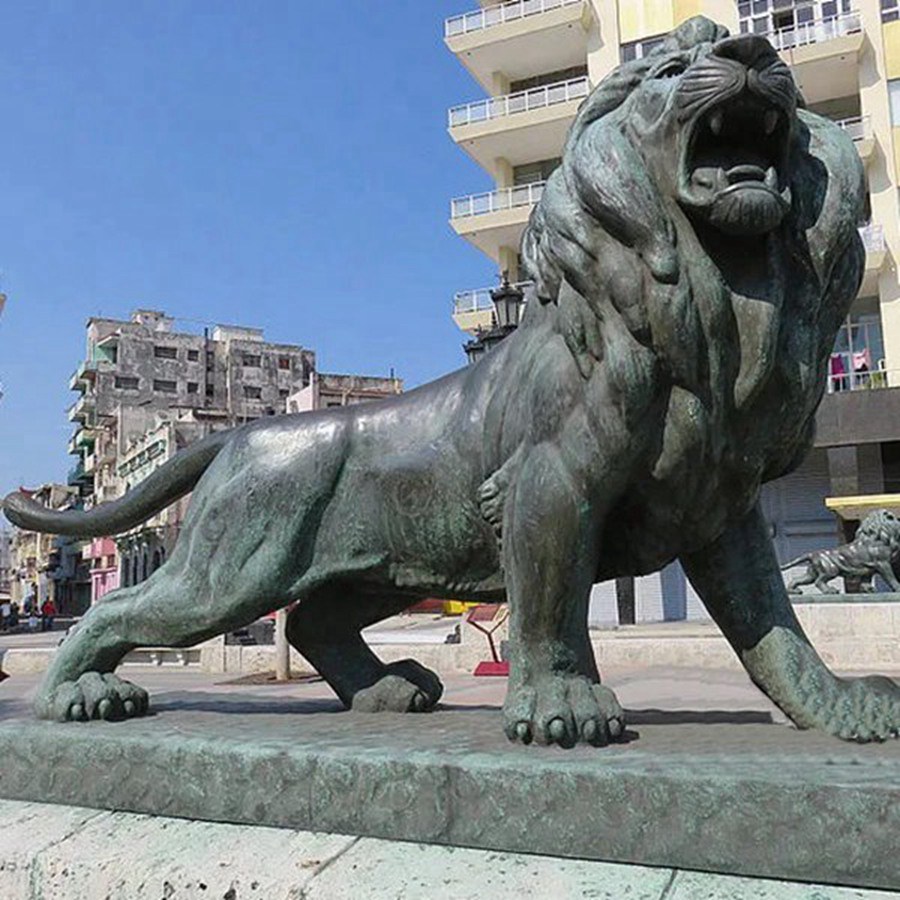 life size bronze lion statue (2)