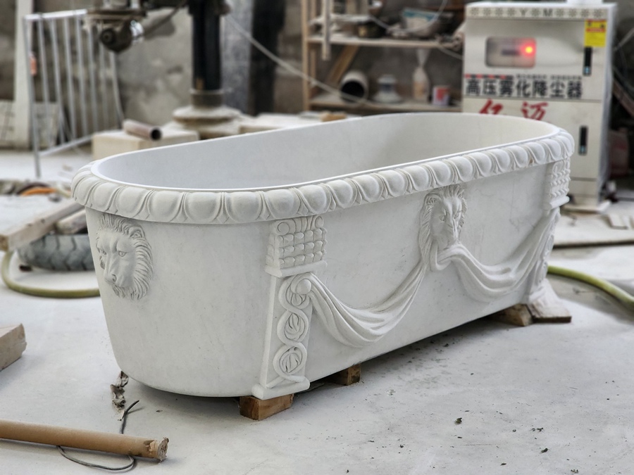 white marble bathtub (3)