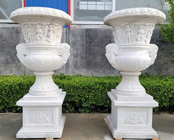 white marble planter (2)