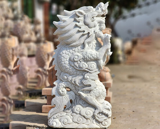 dragon statue (1)