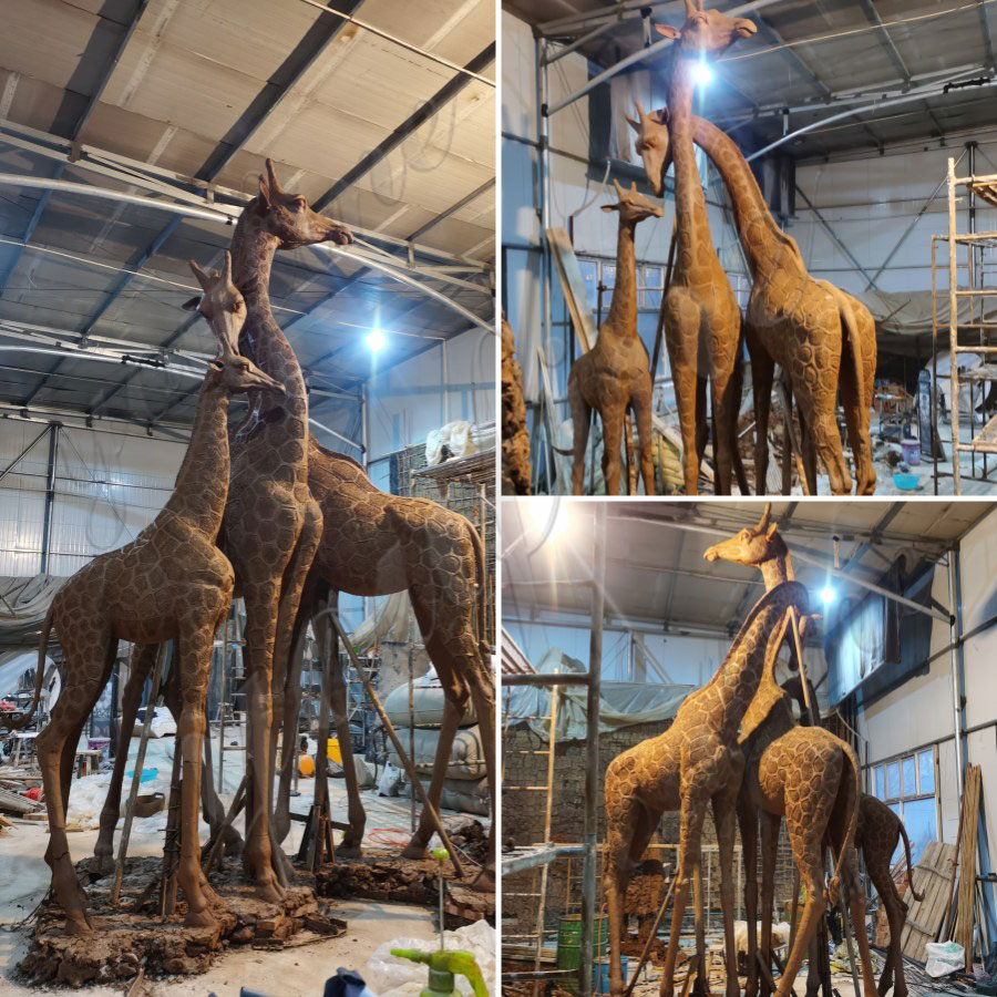 giraffe-clay-model