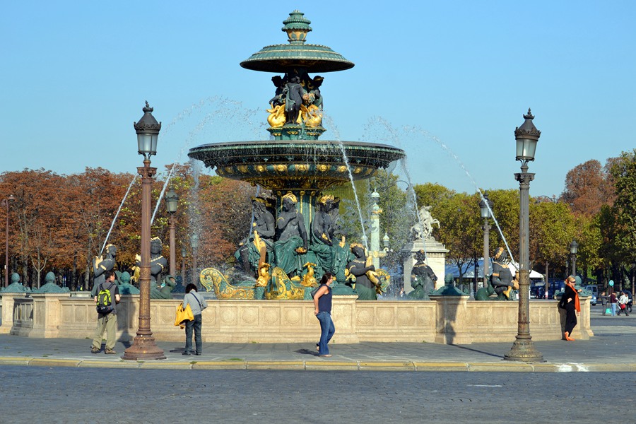 large bronze fountain (3)