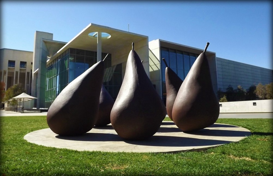metal pear sculpture (4)