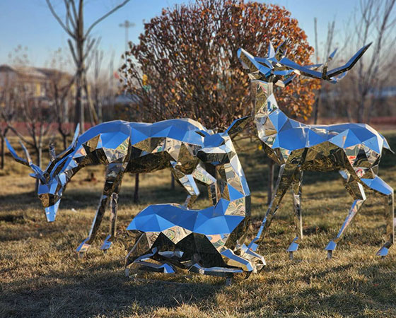 stainless steel deer sculpture (2)