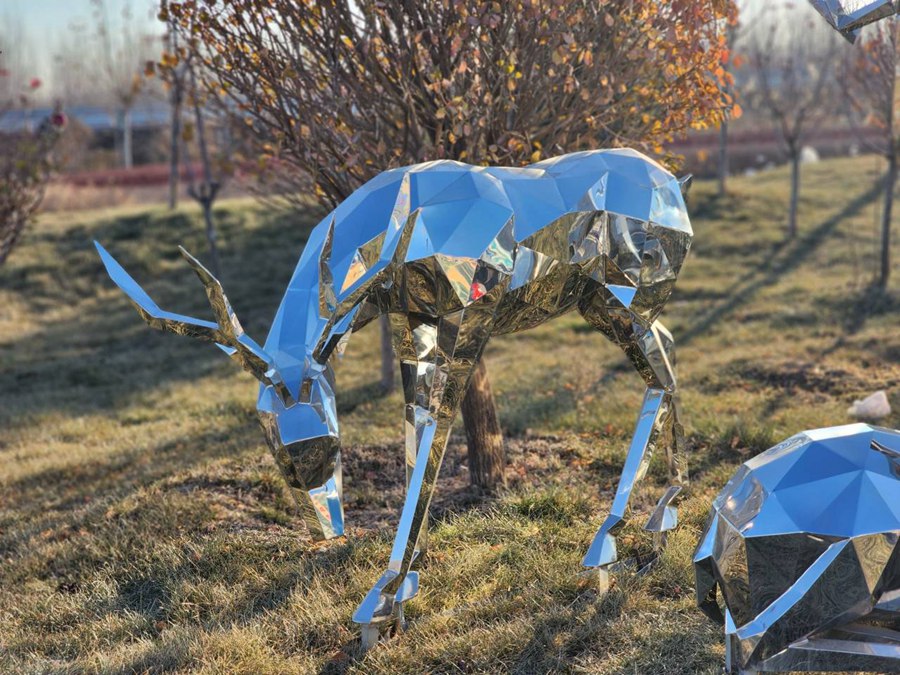 stainless steel deer statue (4)