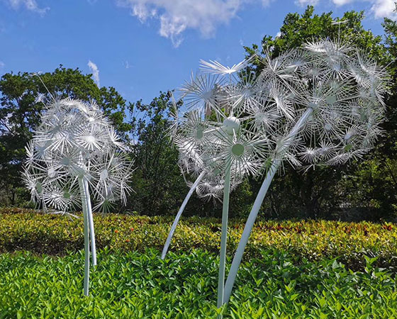 dandelion garden sculpture (3)