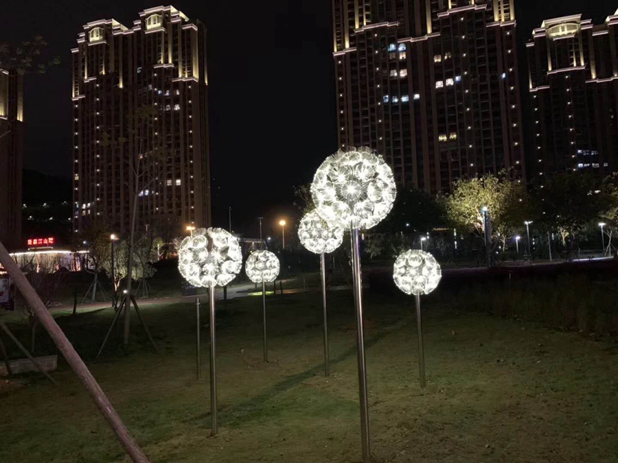 metal dandelion sculpture (6)