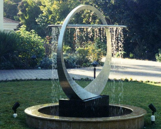 metal water feature sculpture (1)