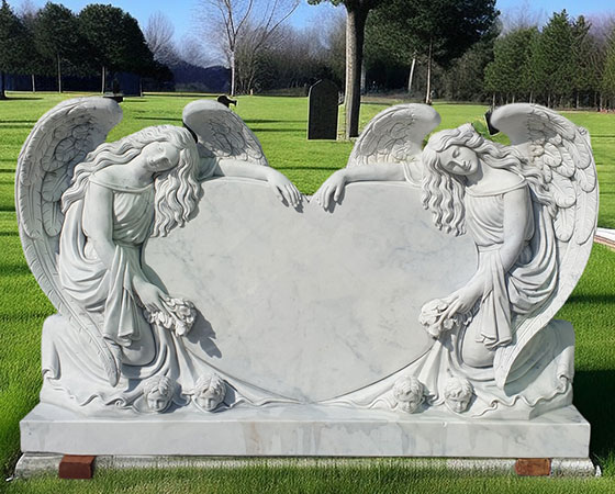 weeping angel headstone (2)