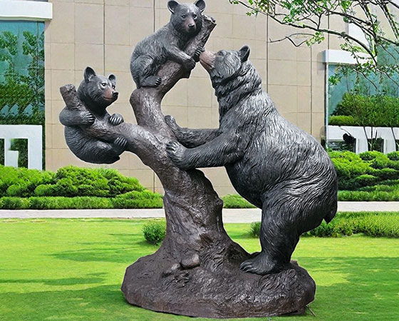 outdoor bear statues (5)