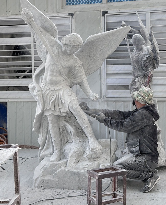 YouFine church sculpture hand carving artist (8)