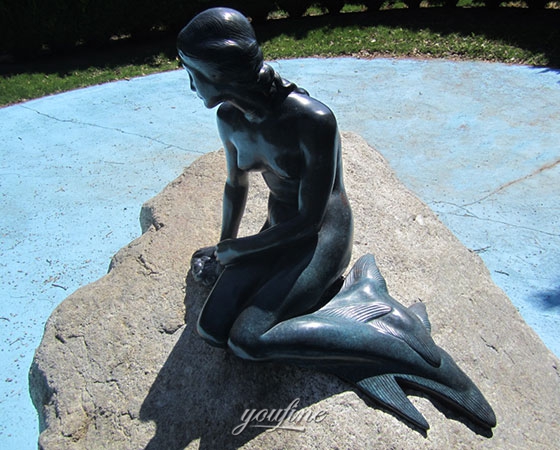 bronze little mermaid statue
