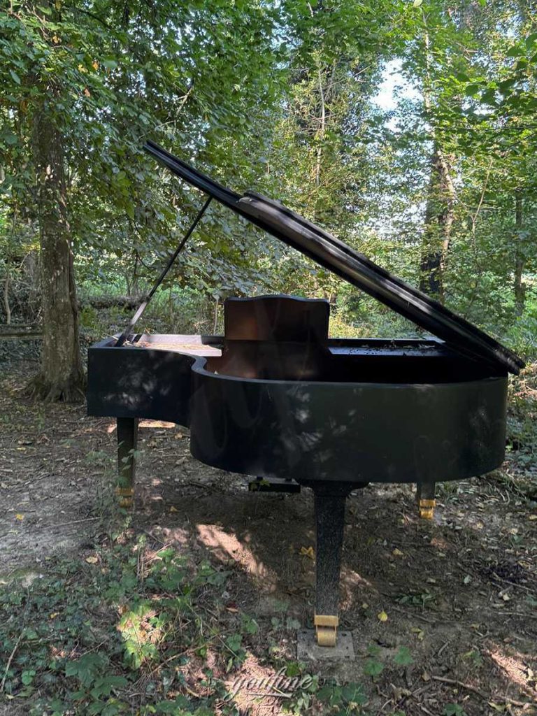 feedback-Stainless-Steel-Piano-Process