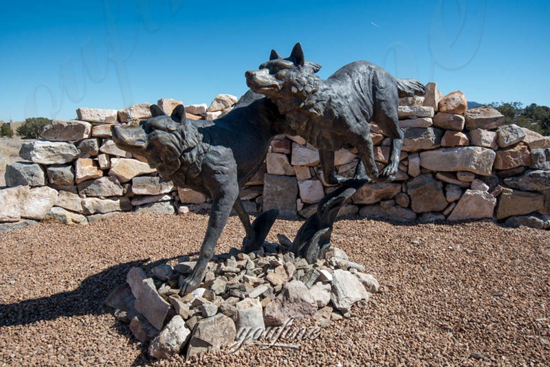 outdoor wolf statue feedback from US