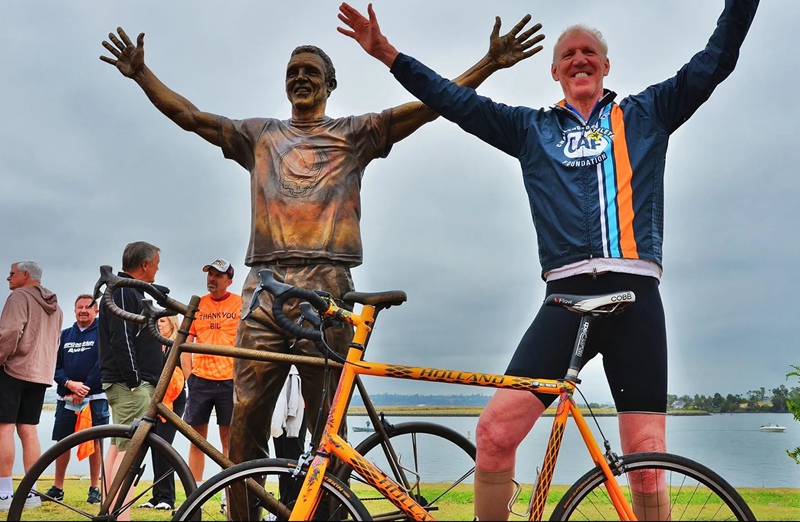 Bill Walton bronze statue
