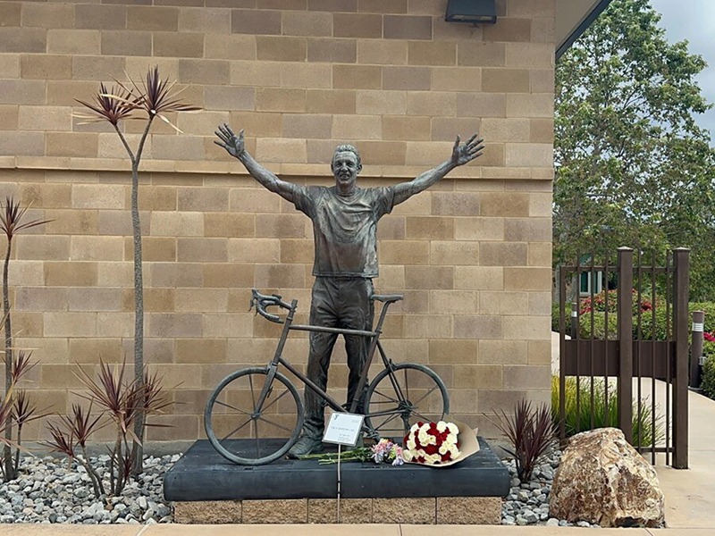Bill Walton sculpture