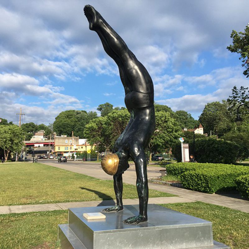 Bronze-Diver-Sculpture