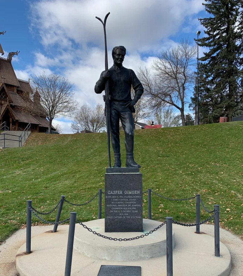 custom bronze skier statue